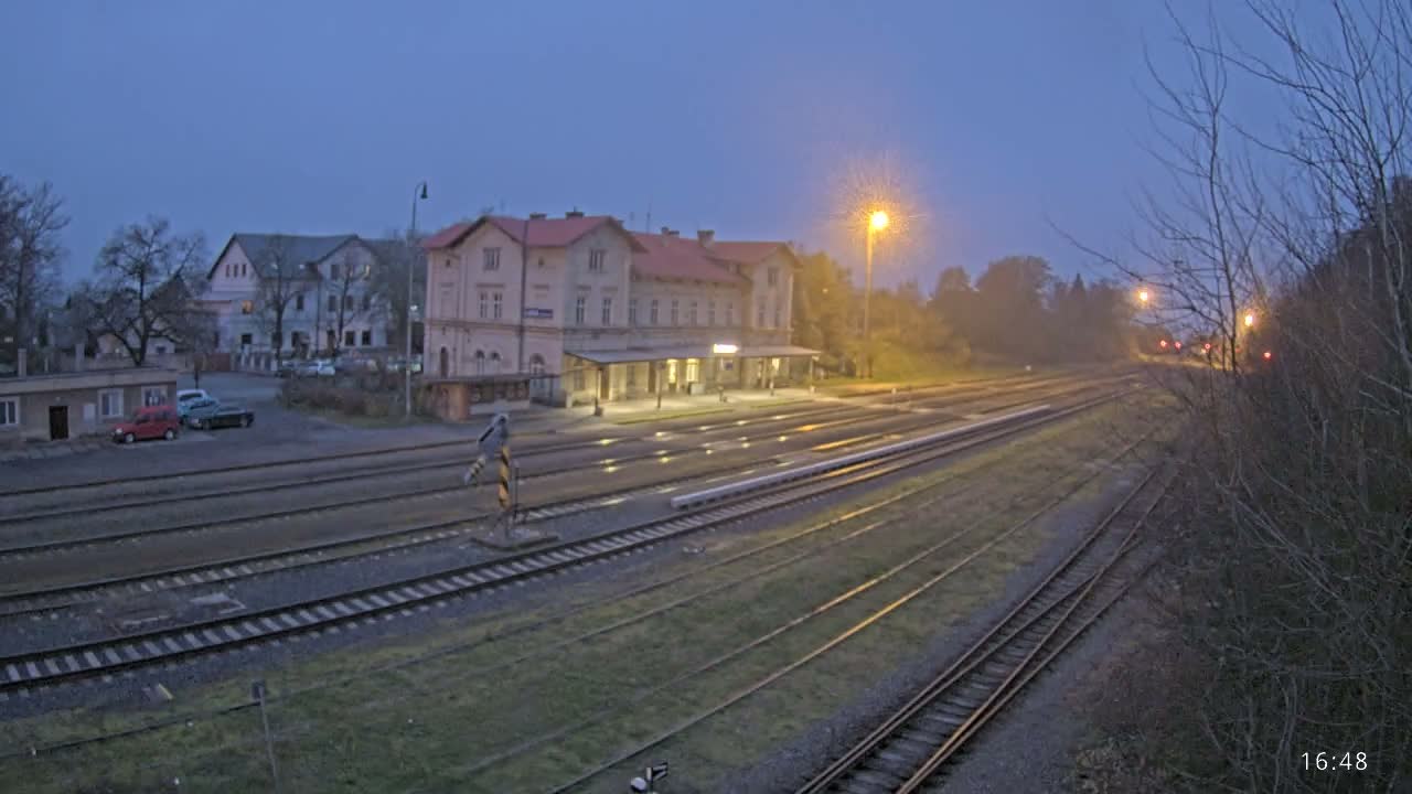 Luzna u Rakovnika Train Station Live Cam - Rakovnik, Central Bohemian, Czechia