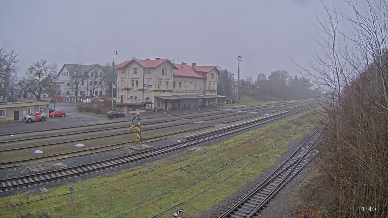 Luzna u Rakovnika Train Station Live Cam - Rakovnik, Central Bohemian, Czechia