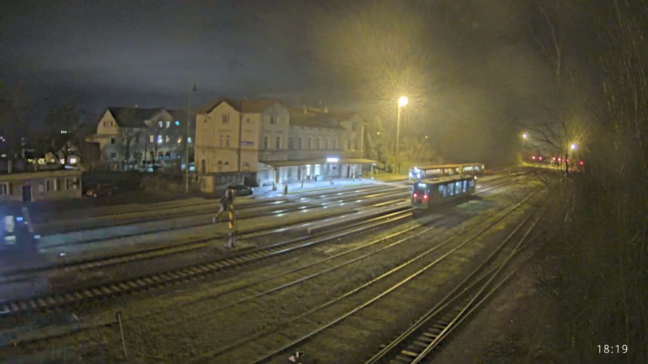 Luzna u Rakovnika Train Station Live Cam - Rakovnik, Central Bohemian, Czechia
