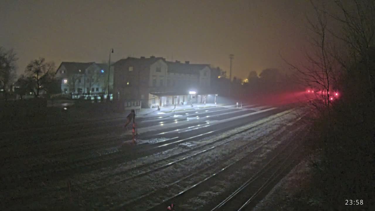 Luzna u Rakovnika Train Station Live Cam - Rakovnik, Central Bohemian, Czechia