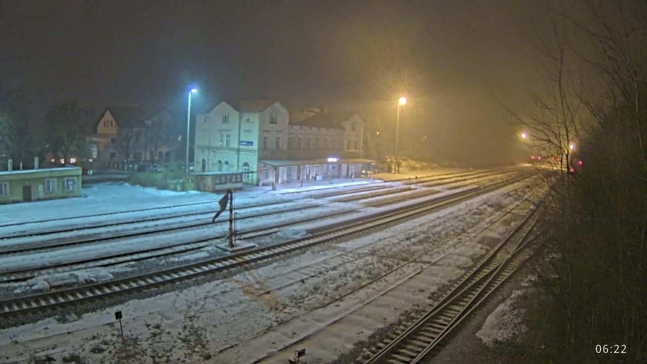 Luzna u Rakovnika Train Station Live Cam - Rakovnik, Central Bohemian, Czechia