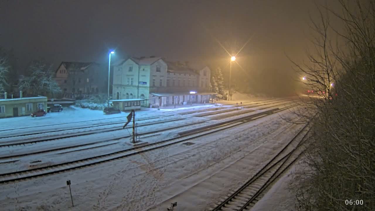 Luzna u Rakovnika Train Station Live Cam - Rakovnik, Central Bohemian, Czechia