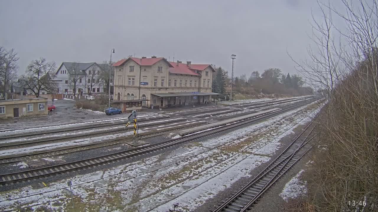 Luzna u Rakovnika Train Station Live Cam - Rakovnik, Central Bohemian, Czechia