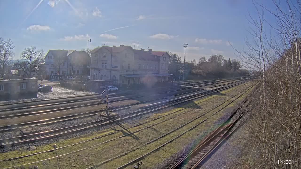 Luzna u Rakovnika Train Station Live Cam - Rakovnik, Central Bohemian, Czechia