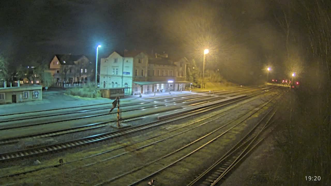 Luzna u Rakovnika Train Station Live Cam - Rakovnik, Central Bohemian, Czechia