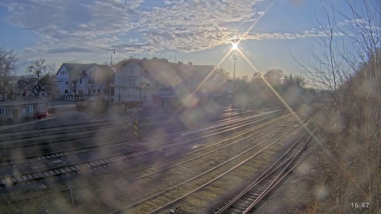 Luzna u Rakovnika Train Station Live Cam - Rakovnik, Central Bohemian, Czechia