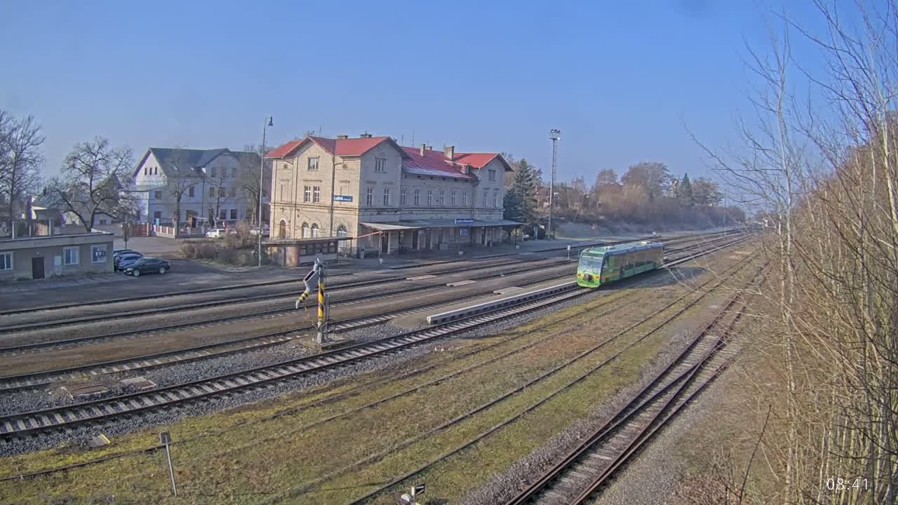 Luzna u Rakovnika Train Station Live Cam - Rakovnik, Central Bohemian, Czechia