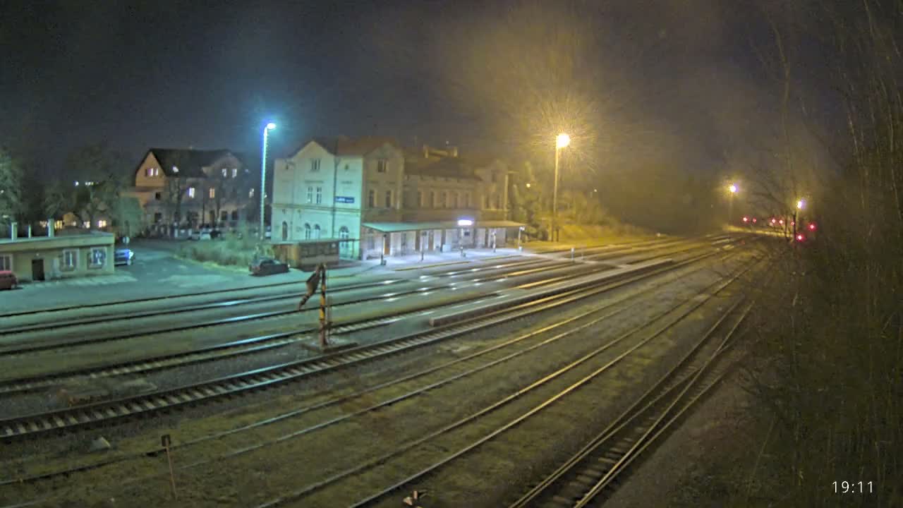 Luzna u Rakovnika Train Station Live Cam - Rakovnik, Central Bohemian, Czechia