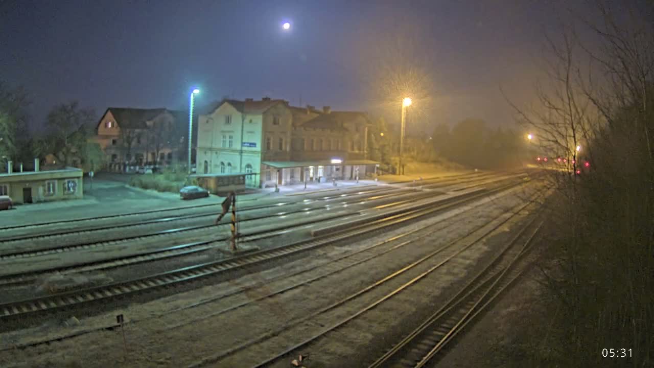 Luzna u Rakovnika Train Station Live Cam - Rakovnik, Central Bohemian, Czechia