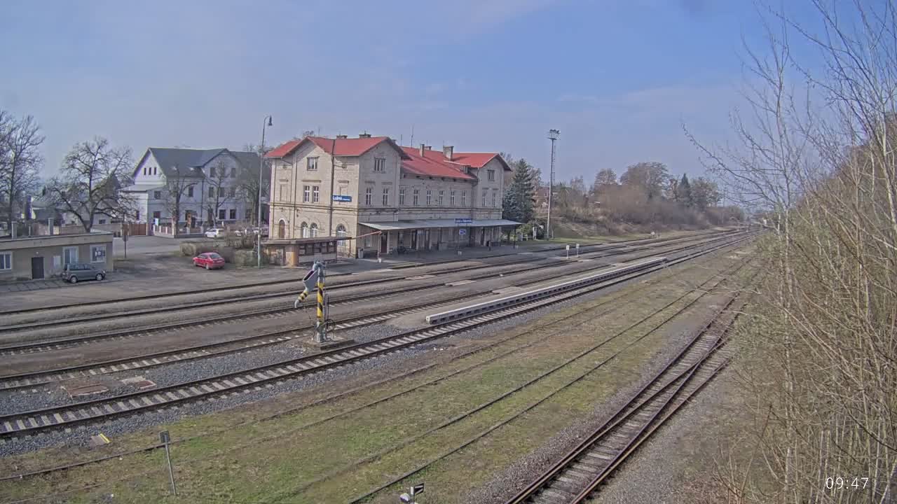 Luzna u Rakovnika Train Station Live Cam - Rakovnik, Central Bohemian, Czechia