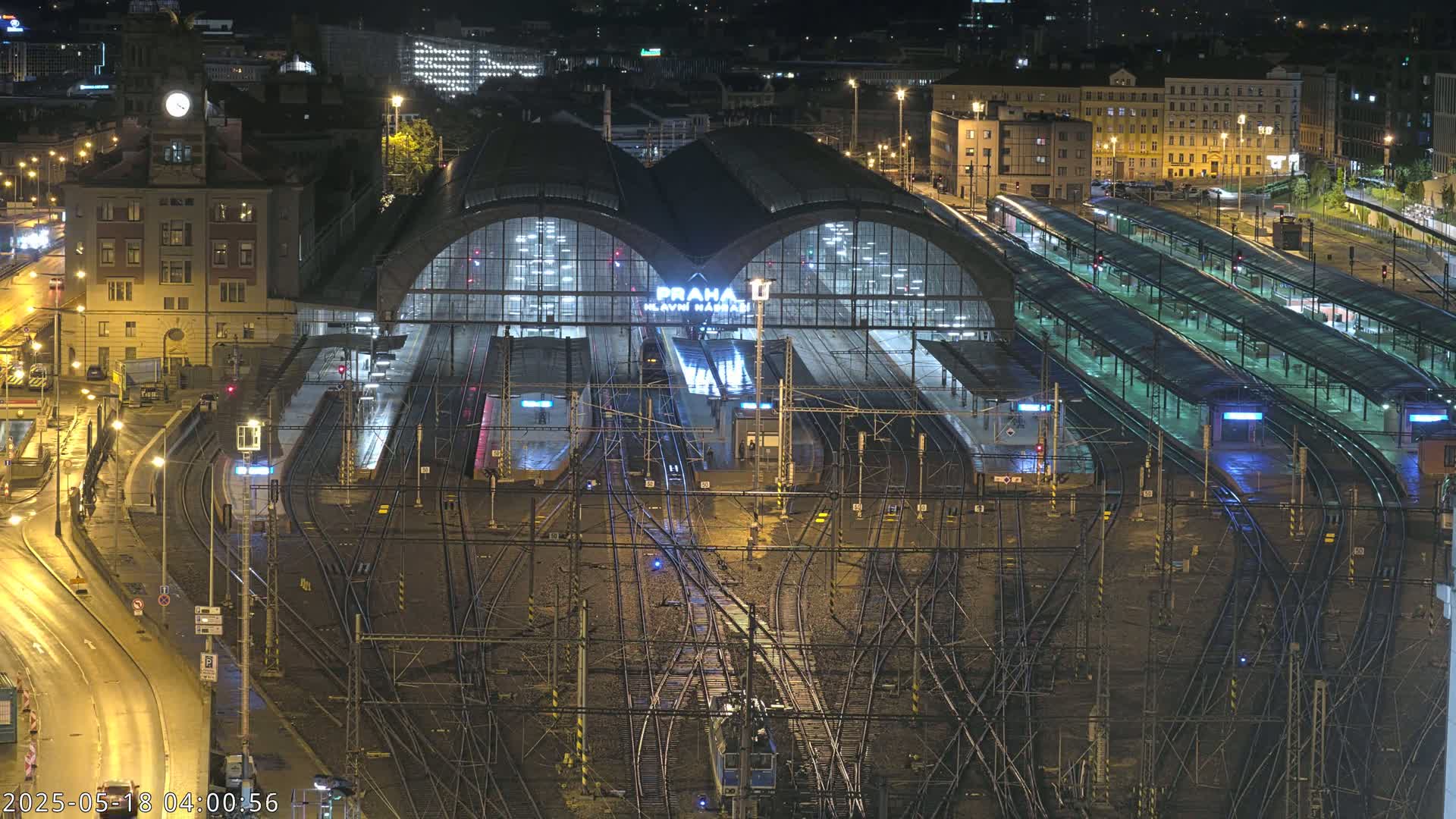 Prague Main Train  Station Live Cam & Praha City Skyline Live Cam, (Praha Hlavní Nádraží)- Vinohrady, Prague, Czechia
