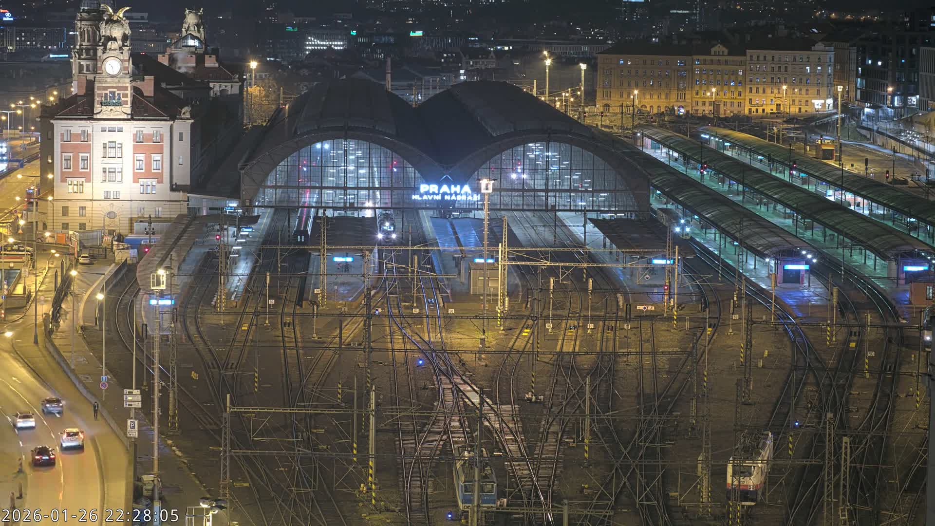 Prague Main Train  Station Live Cam & Praha City Skyline Live Cam, (Praha Hlavní Nádraží)- Vinohrady, Prague, Czechia