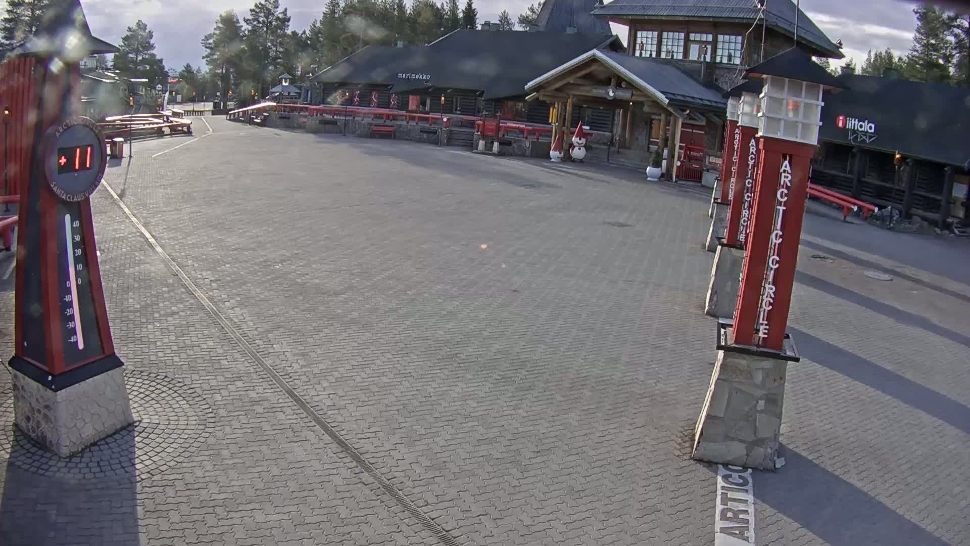 Santa Claus Village Live Cam - Rovaniemi, Lapland, Finland