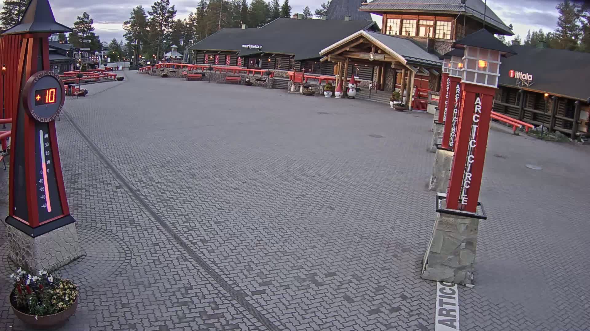 Santa Claus Village Live Cam - Rovaniemi, Lapland, Finland