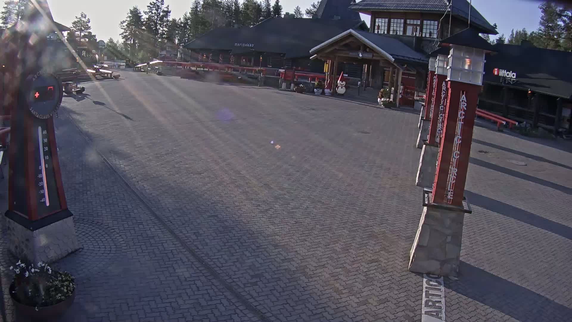 Santa Claus Village Live Cam - Rovaniemi, Lapland, Finland