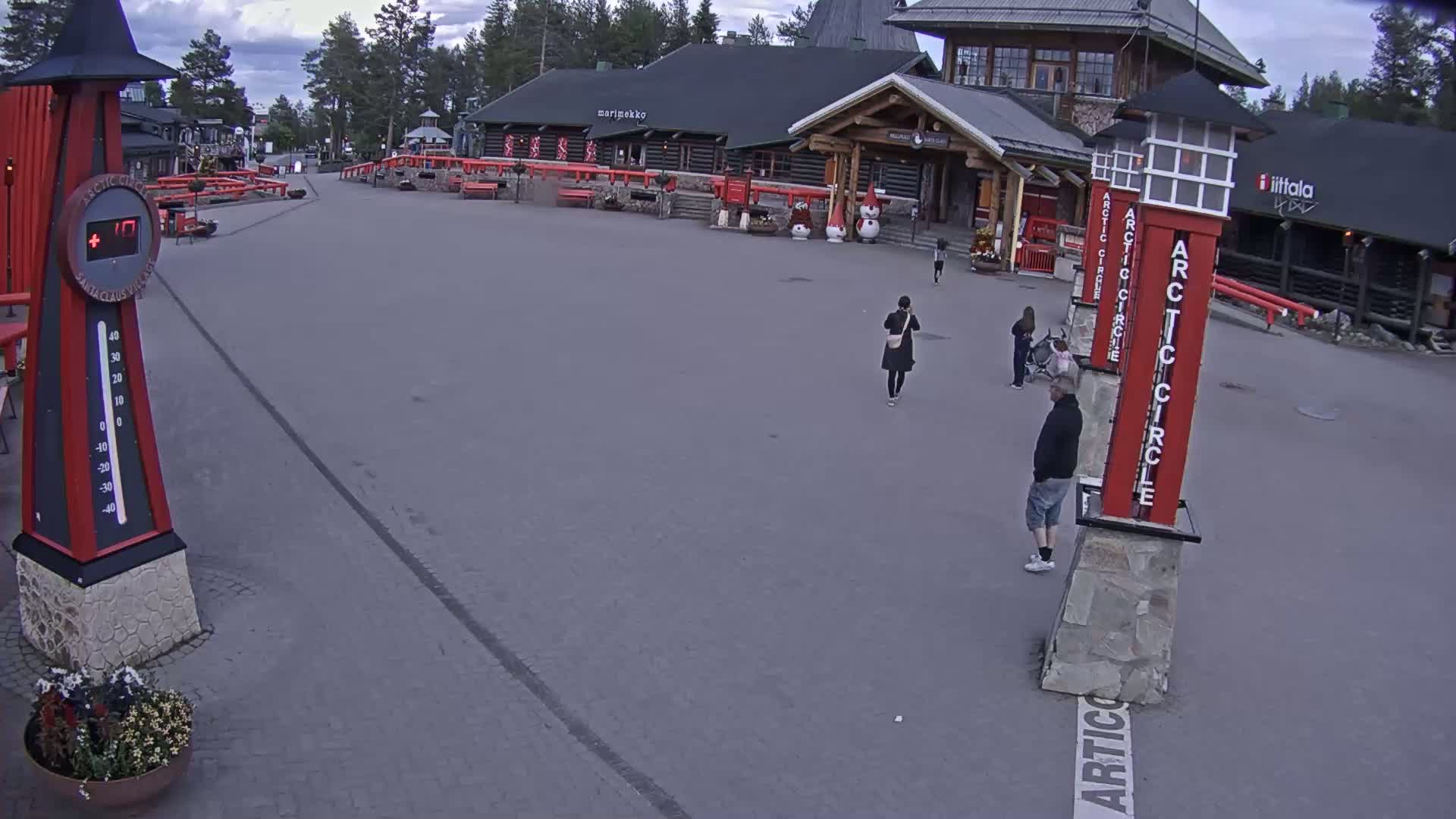 Santa Claus Village Live Cam - Rovaniemi, Lapland, Finland
