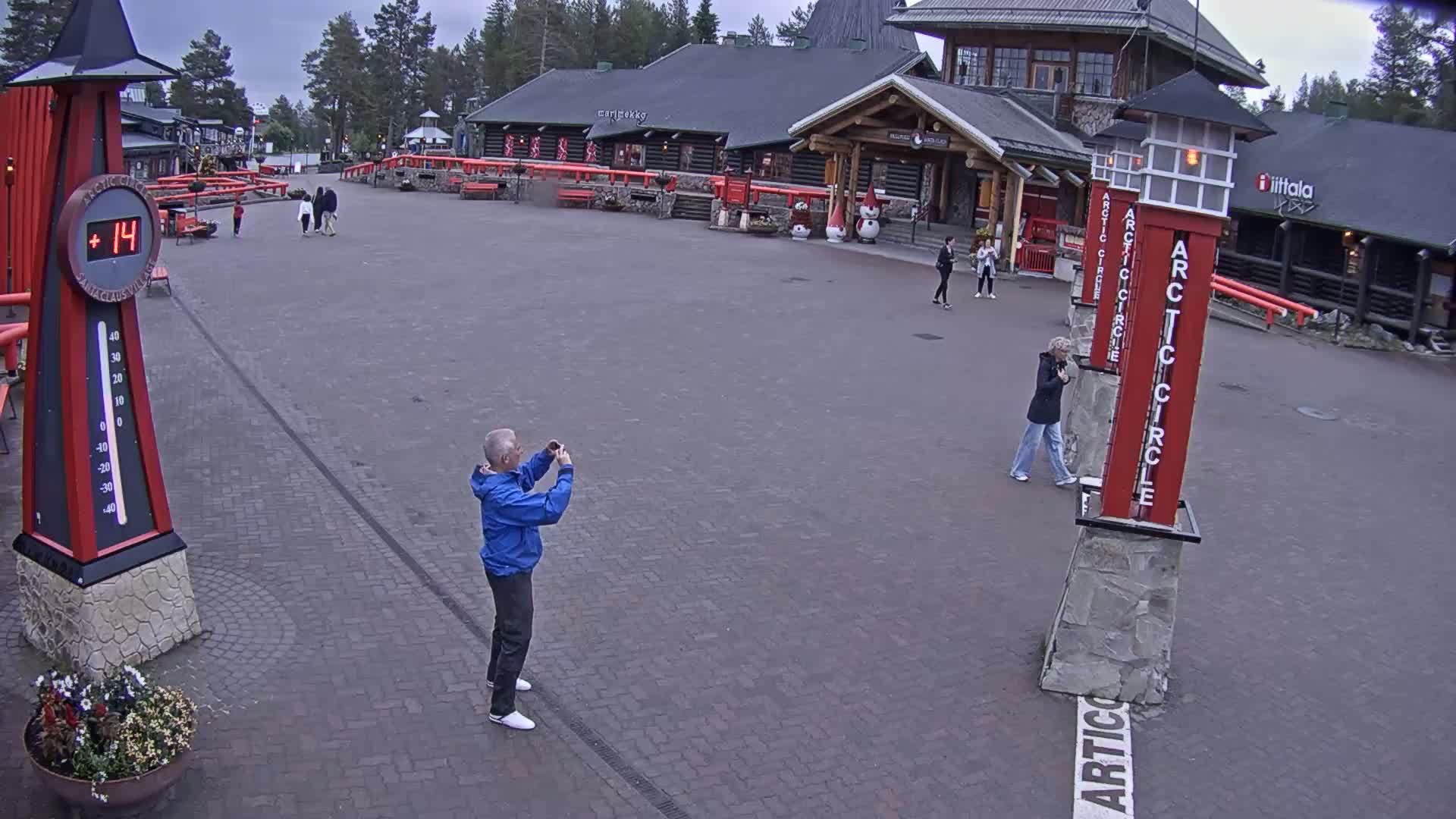 Santa Claus Village Live Cam - Rovaniemi, Lapland, Finland
