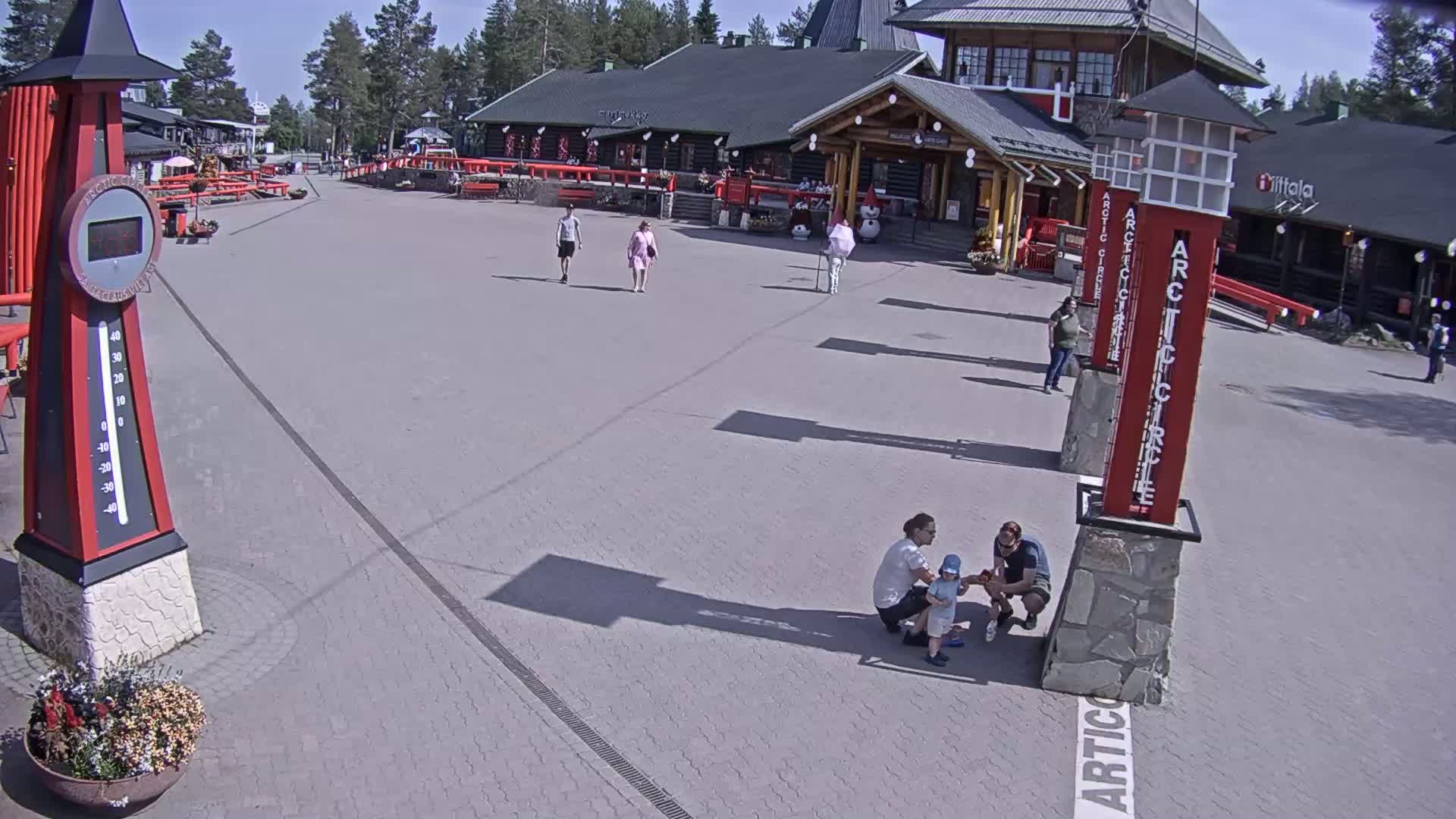 Santa Claus Village Live Cam - Rovaniemi, Lapland, Finland
