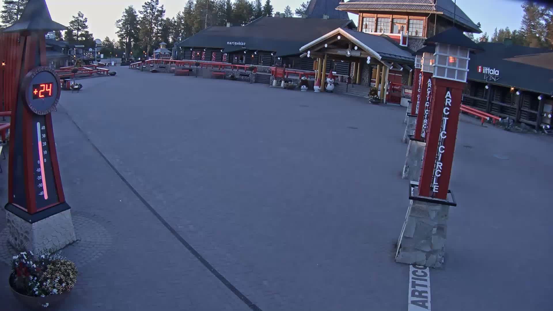 Santa Claus Village Live Cam - Rovaniemi, Lapland, Finland