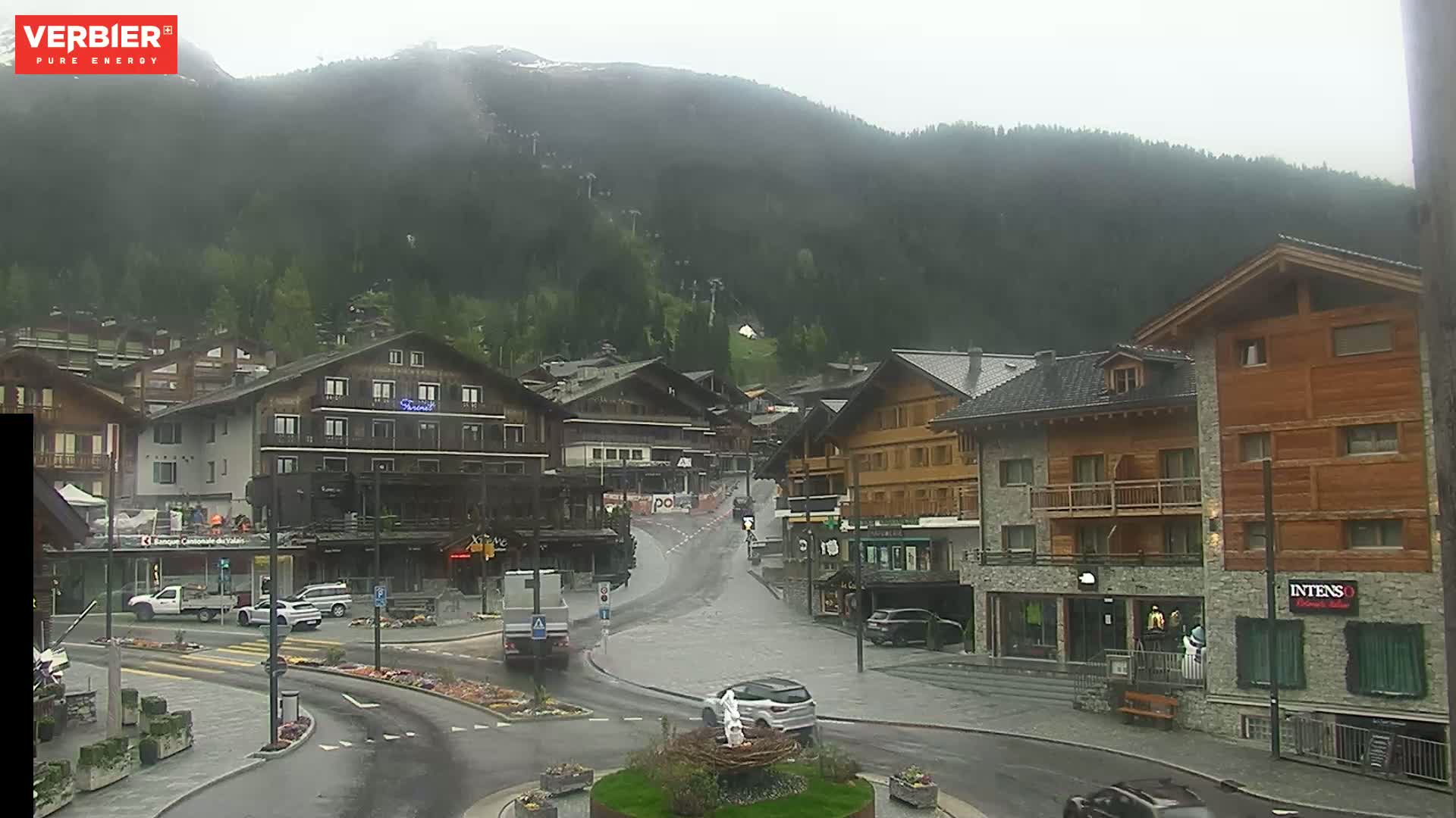 Verbier Ski Village  Center Live Cam - Val de Bagnes, Valais, Switzerland