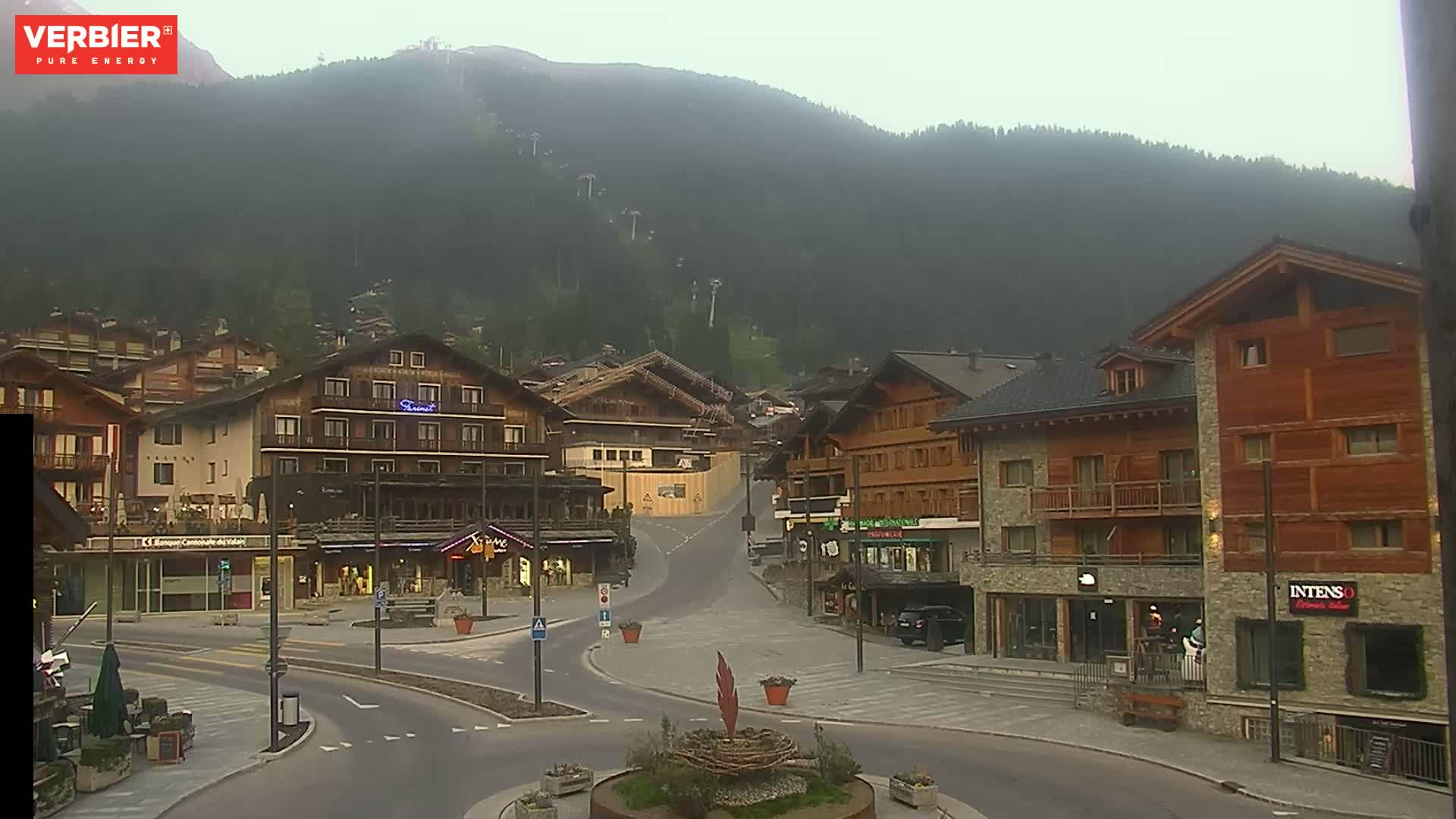Verbier Ski Village  Center Live Cam - Val de Bagnes, Valais, Switzerland