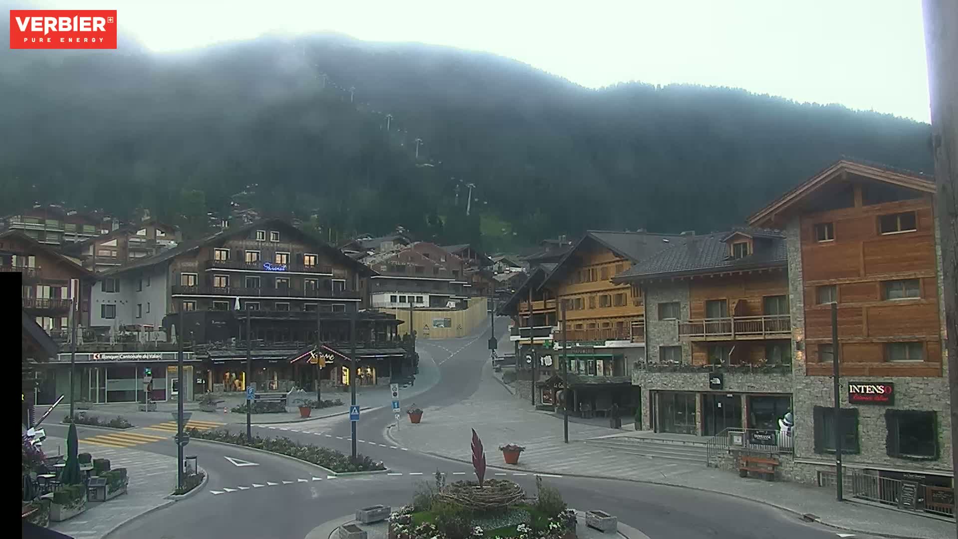 Verbier Ski Village  Center Live Cam - Val de Bagnes, Valais, Switzerland