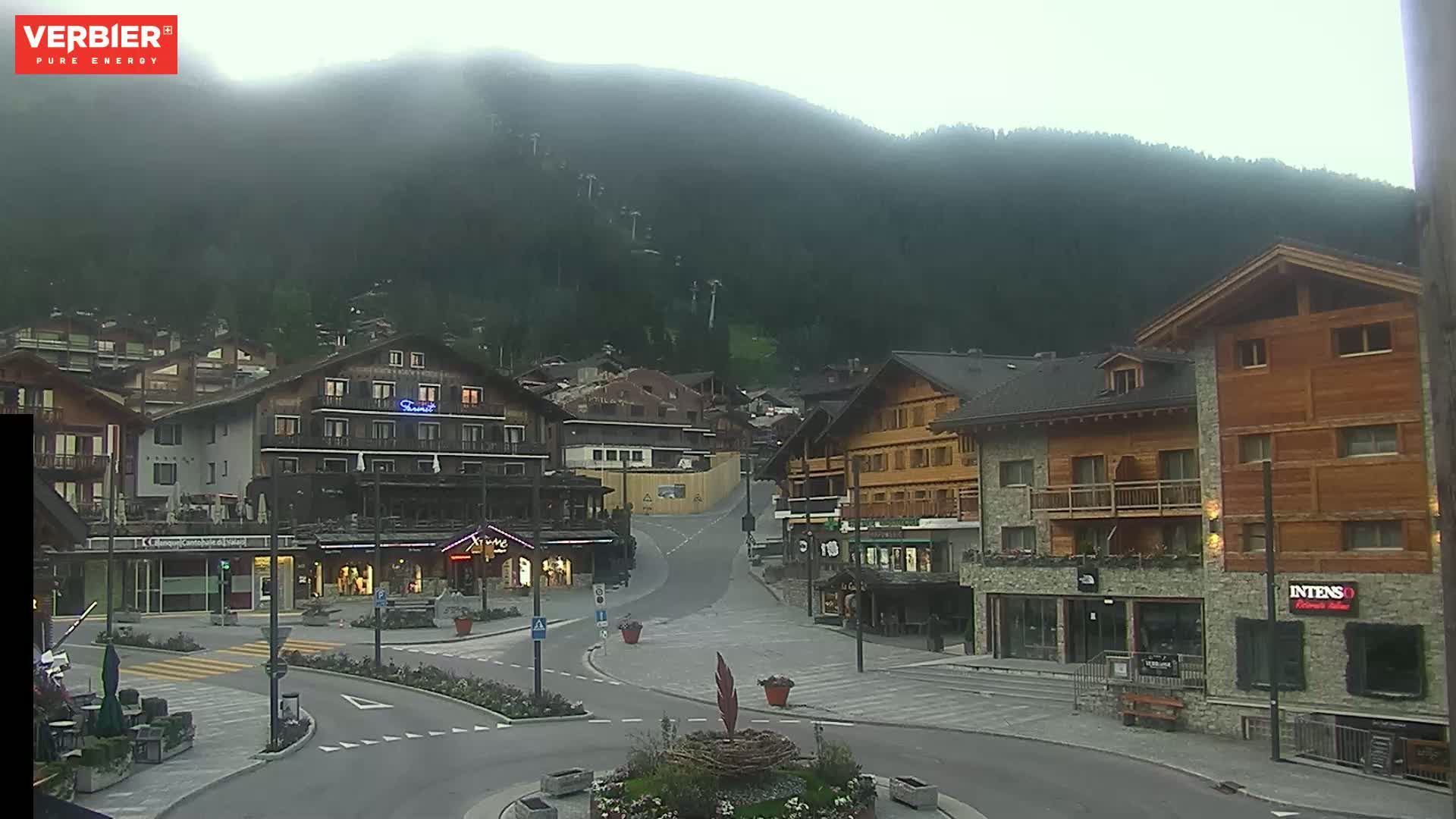 Verbier Ski Village  Center Live Cam - Val de Bagnes, Valais, Switzerland
