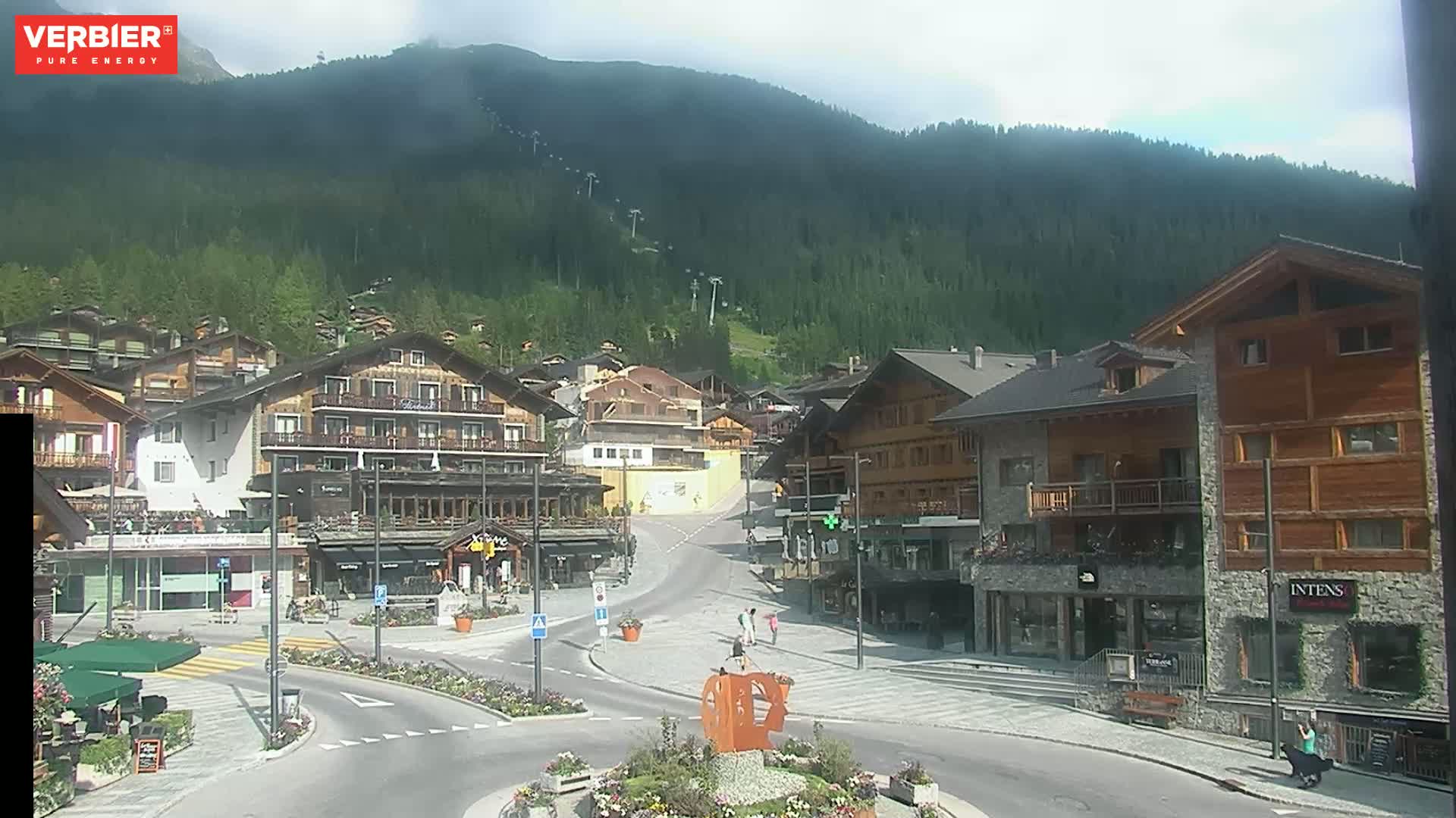 Verbier Ski Village  Center Live Cam - Val de Bagnes, Valais, Switzerland