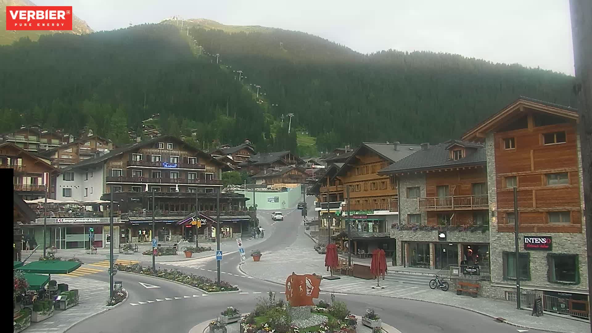 Verbier Ski Village  Center Live Cam - Val de Bagnes, Valais, Switzerland
