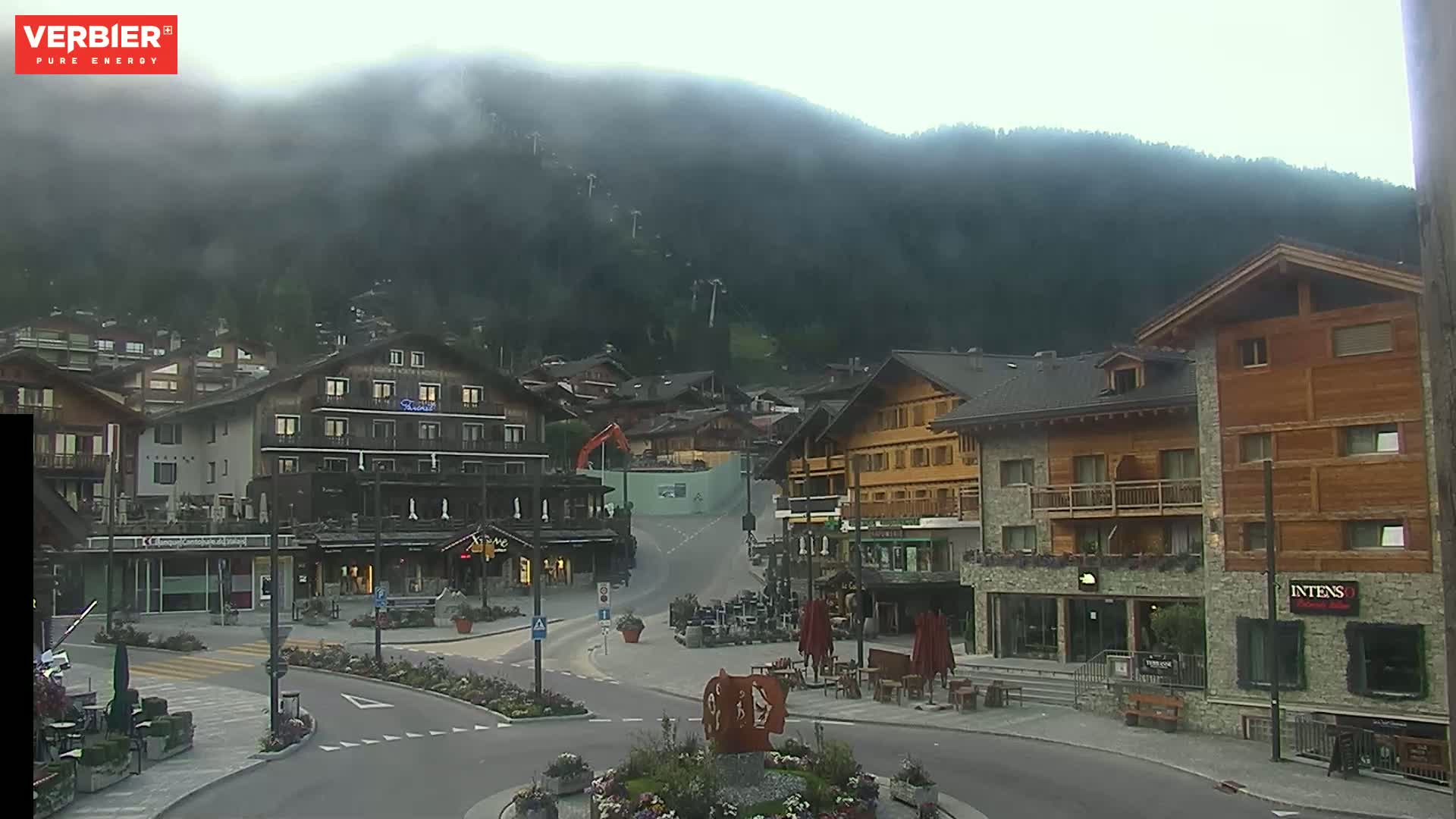 Verbier Ski Village  Center Live Cam - Val de Bagnes, Valais, Switzerland