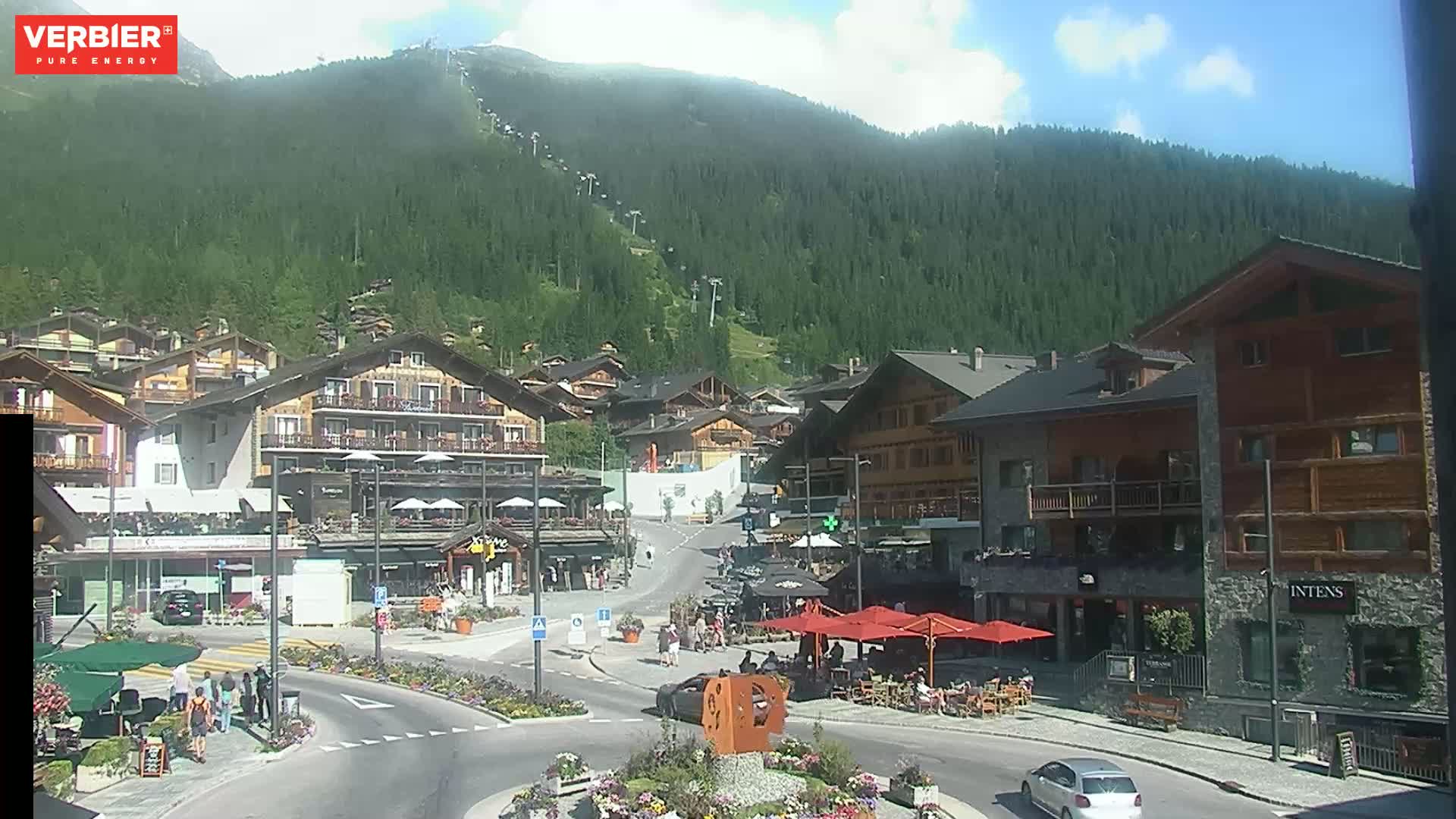 Verbier Ski Village  Center Live Cam - Val de Bagnes, Valais, Switzerland