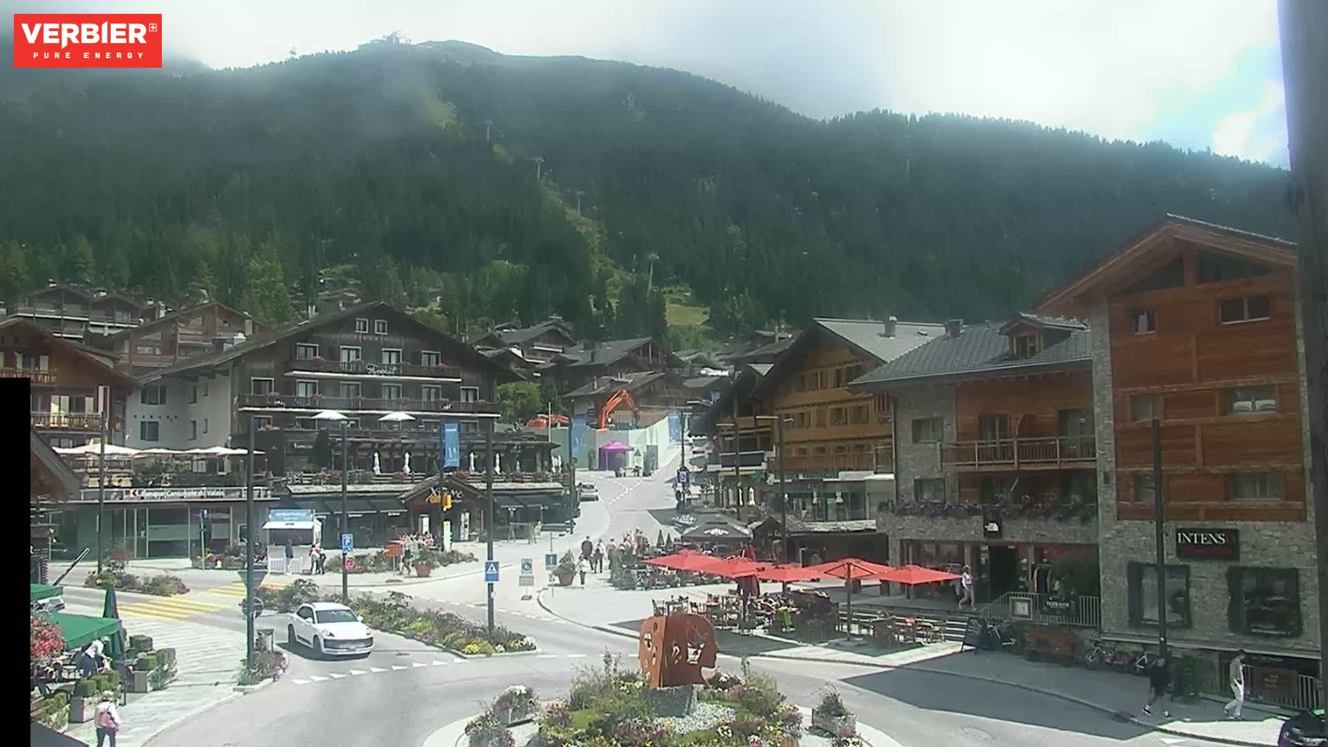 Verbier Ski Village  Center Live Cam - Val de Bagnes, Valais, Switzerland