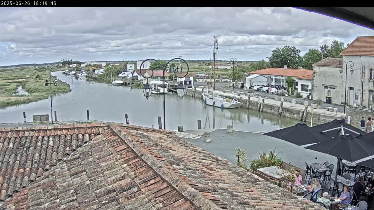 Mornac-sur-Seudre Village Live Cam - Rochefort, Charente-Maritime, Nouvelle-Aquitaine, France