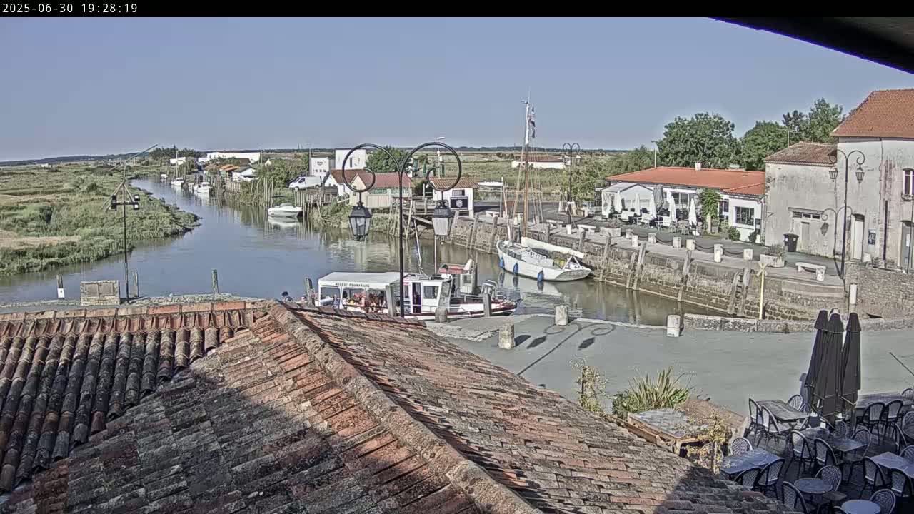 Mornac-sur-Seudre Village Live Cam - Rochefort, Charente-Maritime, Nouvelle-Aquitaine, France