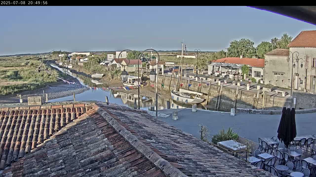 Mornac-sur-Seudre Village Live Cam - Rochefort, Charente-Maritime, Nouvelle-Aquitaine, France