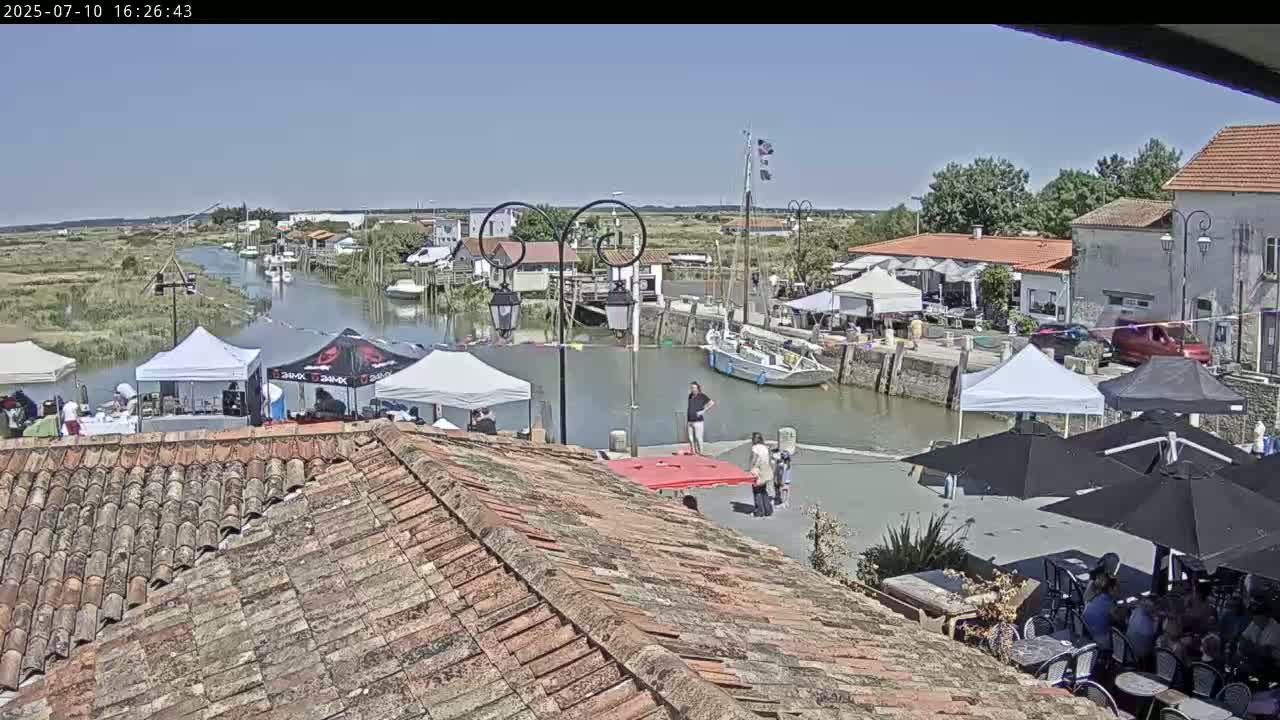 Mornac-sur-Seudre Village Live Cam - Rochefort, Charente-Maritime, Nouvelle-Aquitaine, France