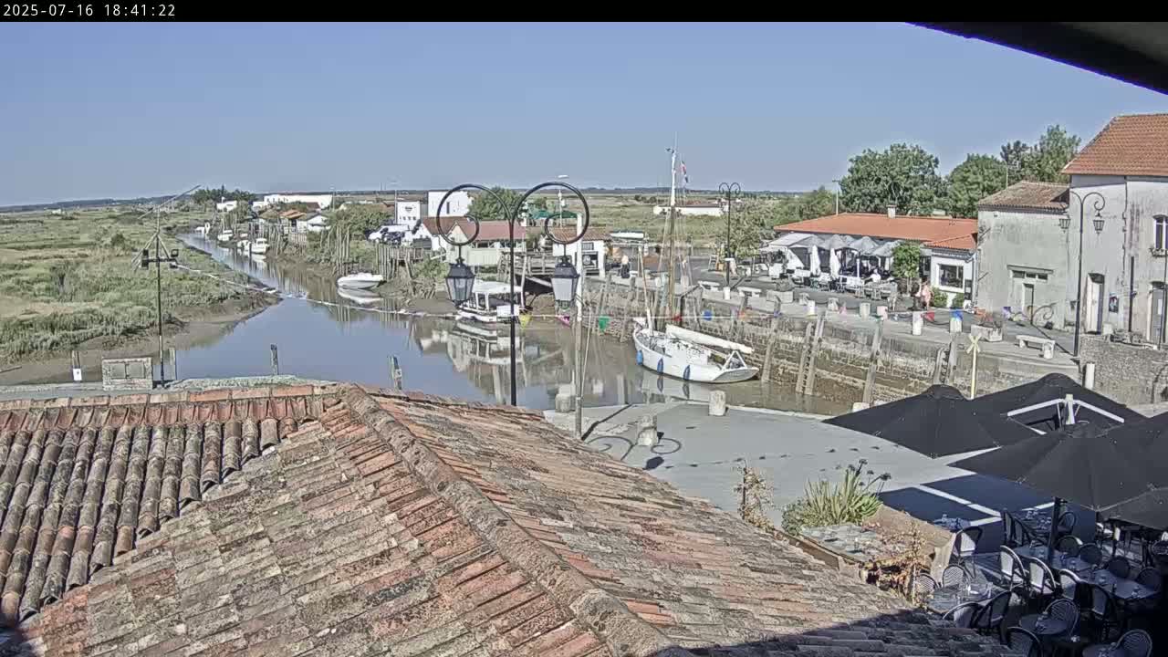 Mornac-sur-Seudre Village Live Cam - Rochefort, Charente-Maritime, Nouvelle-Aquitaine, France