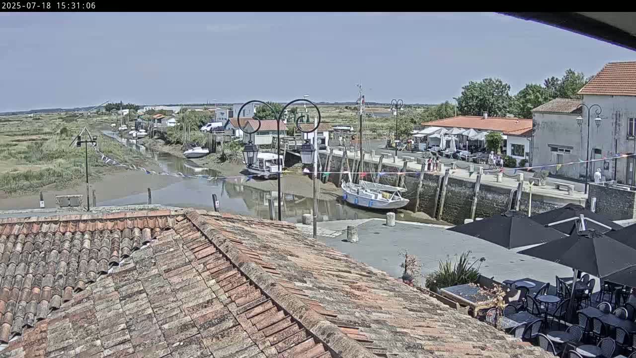 Mornac-sur-Seudre Village Live Cam - Rochefort, Charente-Maritime, Nouvelle-Aquitaine, France