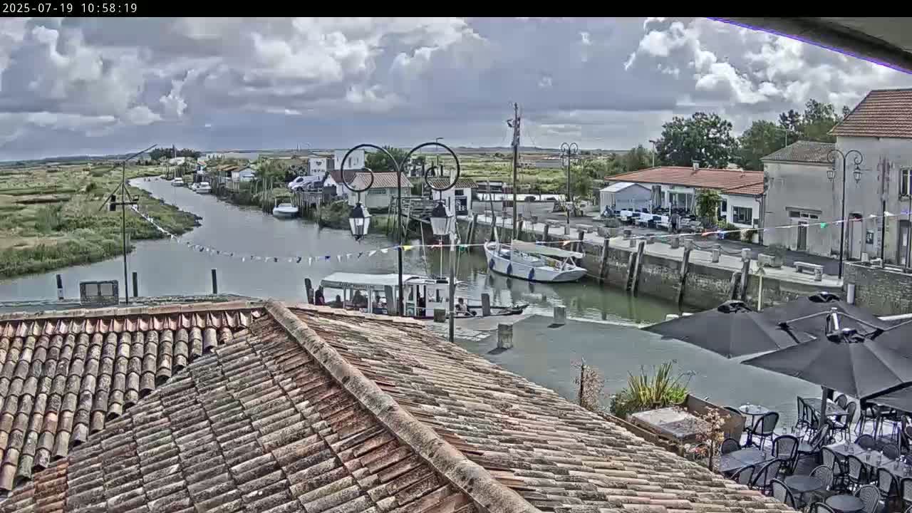 Mornac-sur-Seudre Village Live Cam - Rochefort, Charente-Maritime, Nouvelle-Aquitaine, France
