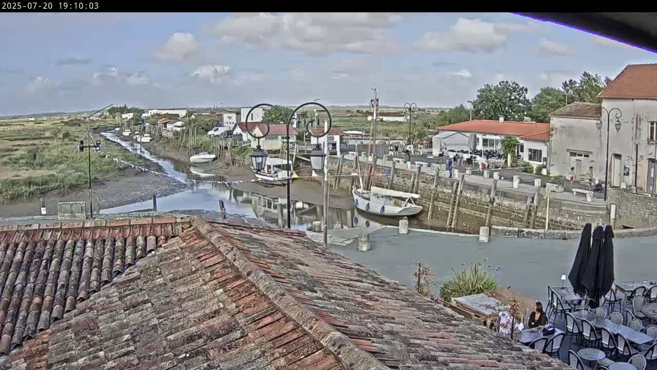 Mornac-sur-Seudre Village Live Cam - Rochefort, Charente-Maritime, Nouvelle-Aquitaine, France