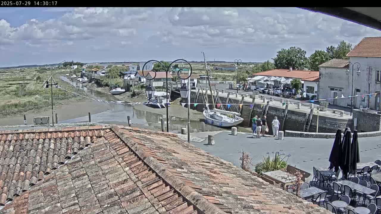 Mornac-sur-Seudre Village Live Cam - Rochefort, Charente-Maritime, Nouvelle-Aquitaine, France