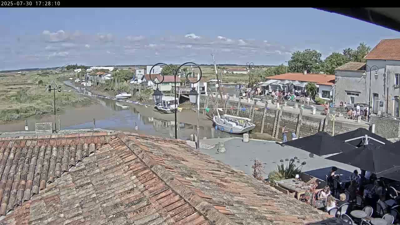 Mornac-sur-Seudre Village Live Cam - Rochefort, Charente-Maritime, Nouvelle-Aquitaine, France