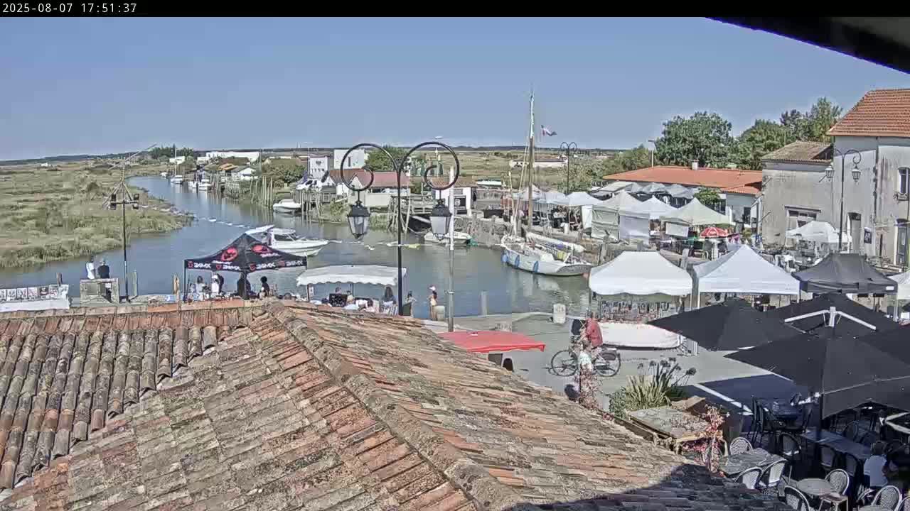 Mornac-sur-Seudre Village Live Cam - Rochefort, Charente-Maritime, Nouvelle-Aquitaine, France