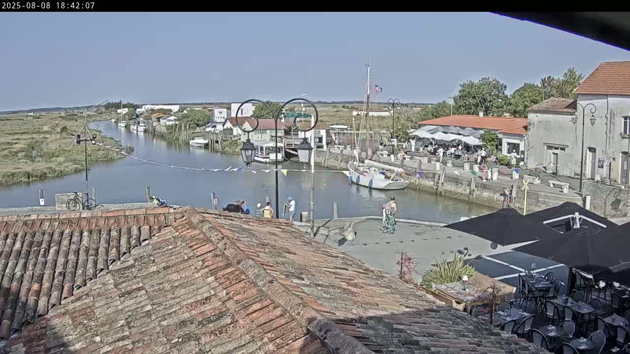 Mornac-sur-Seudre Village Live Cam - Rochefort, Charente-Maritime, Nouvelle-Aquitaine, France