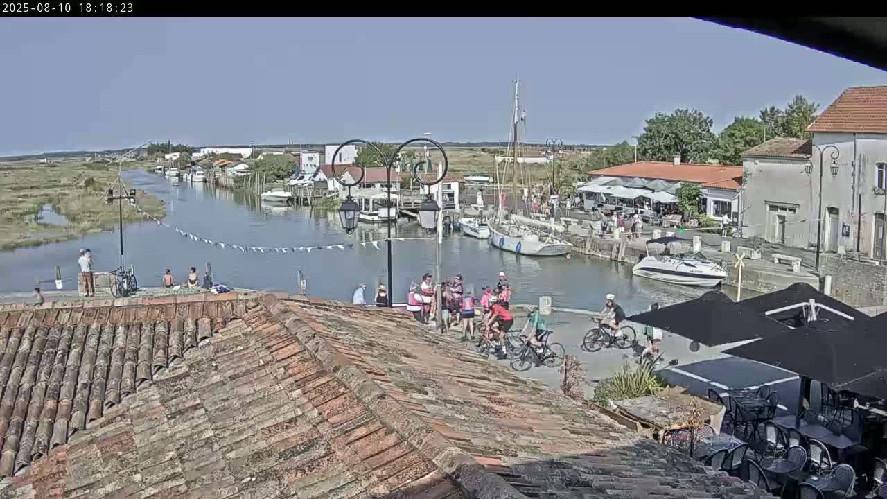 Mornac-sur-Seudre Village Live Cam - Rochefort, Charente-Maritime, Nouvelle-Aquitaine, France