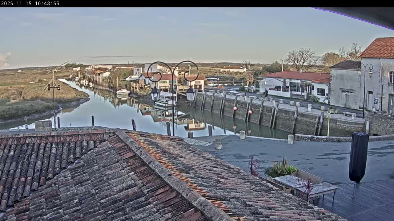 Mornac-sur-Seudre Village Live Cam - Rochefort, Charente-Maritime, Nouvelle-Aquitaine, France