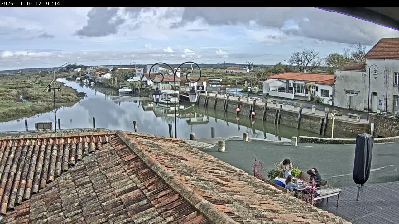 Mornac-sur-Seudre Village Live Cam - Rochefort, Charente-Maritime, Nouvelle-Aquitaine, France
