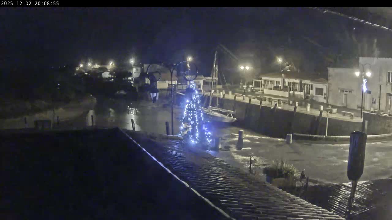 Mornac-sur-Seudre Village Live Cam - Rochefort, Charente-Maritime, Nouvelle-Aquitaine, France