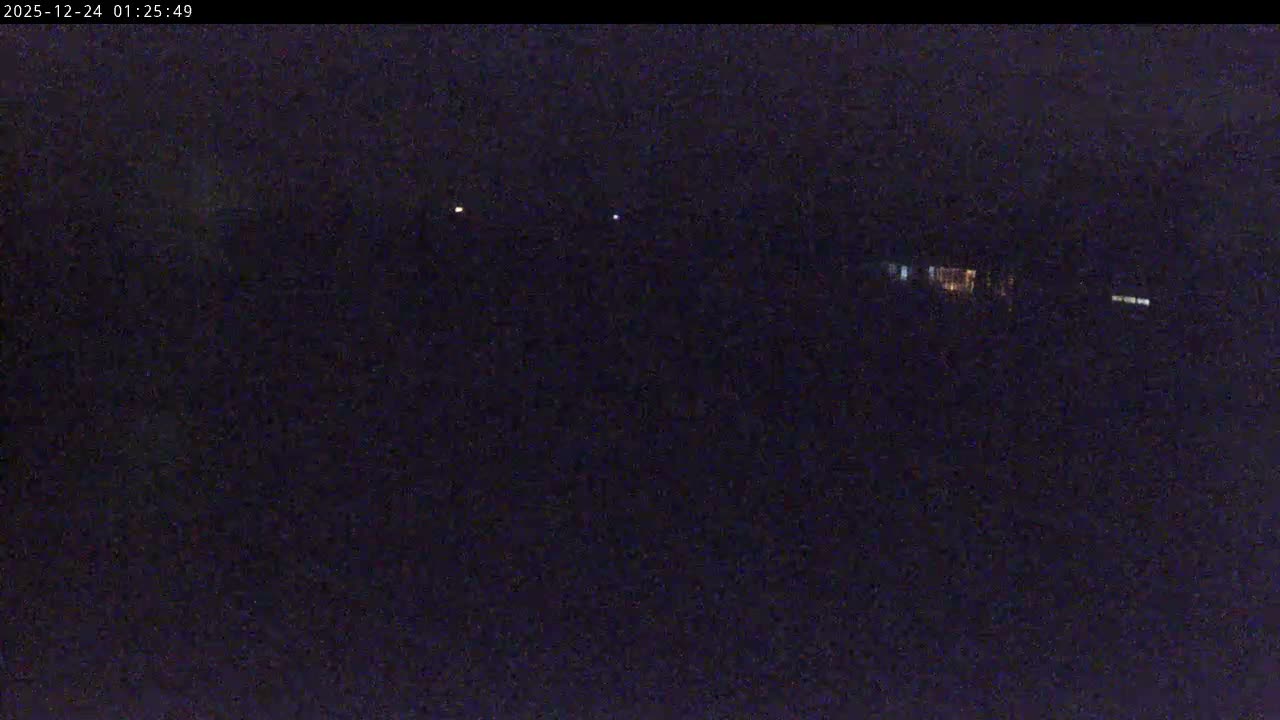 Mornac-sur-Seudre Village Live Cam - Rochefort, Charente-Maritime, Nouvelle-Aquitaine, France