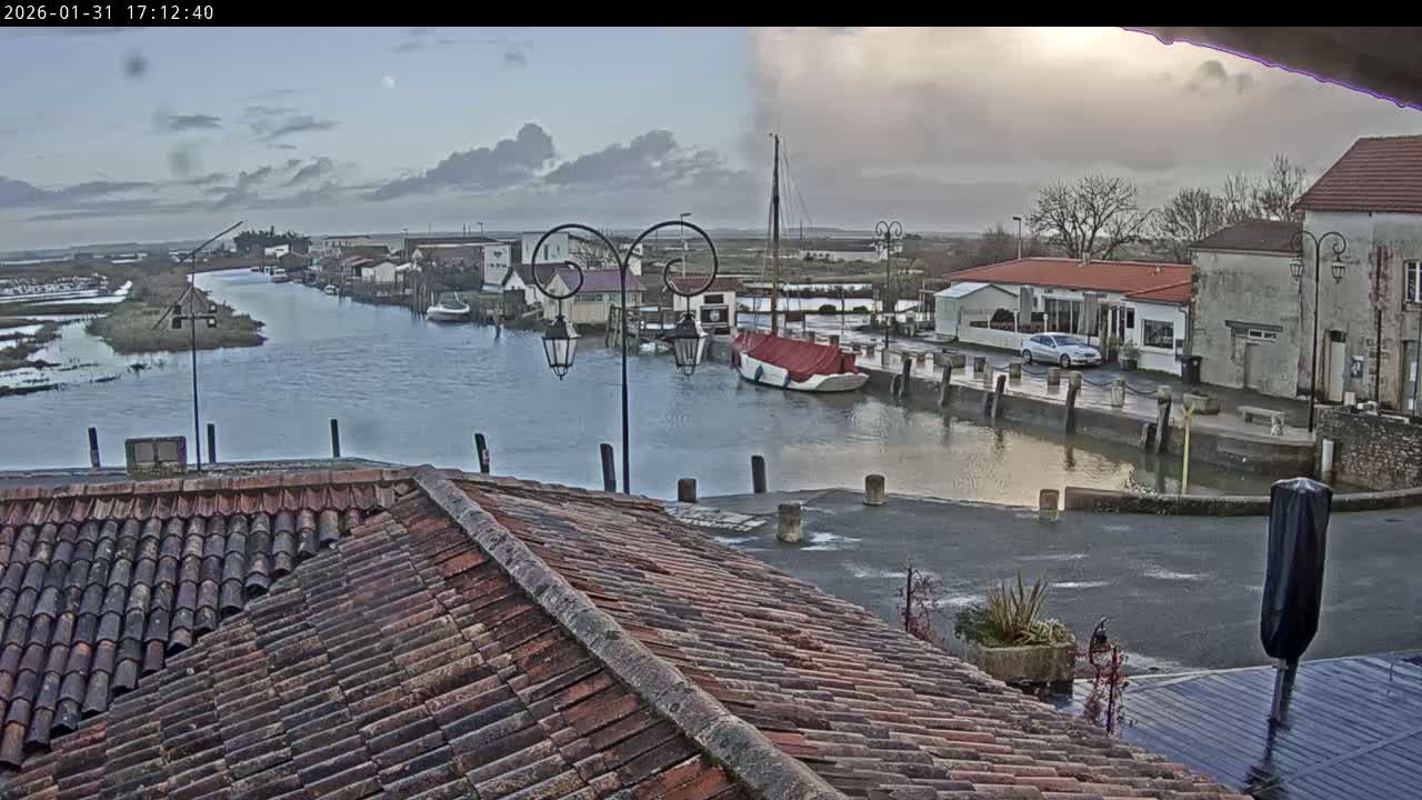 Mornac-sur-Seudre Village Live Cam - Rochefort, Charente-Maritime, Nouvelle-Aquitaine, France